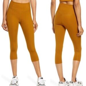 NWOT Girlfriend Collective Saddle Mustard Yellow High Waist Capri Leggings